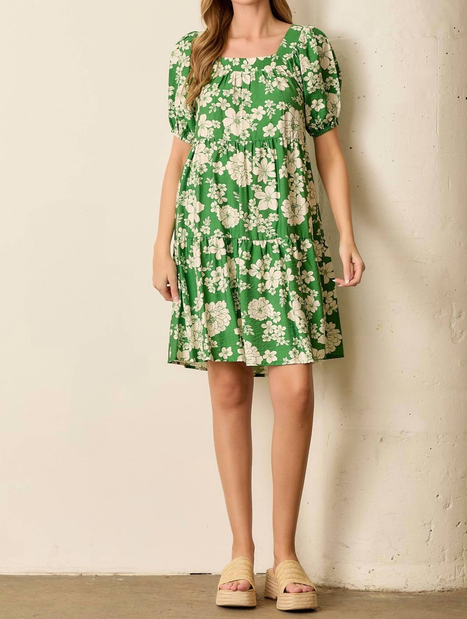 Baevely By Wellmade - Dolly Floral Print Balloon Sleeve Tiered Dress