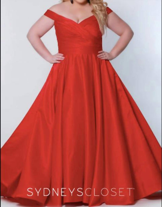 Sydney'S Closet - Plus Off The Shoulder Prom Dress