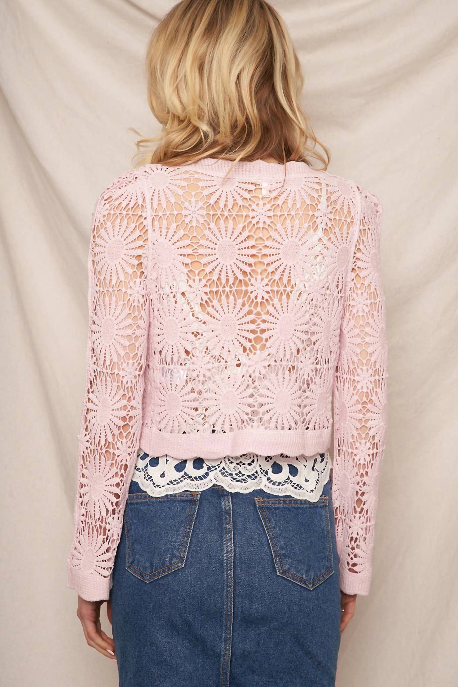 En Creme - Flower Pattern Crochet Cardigan