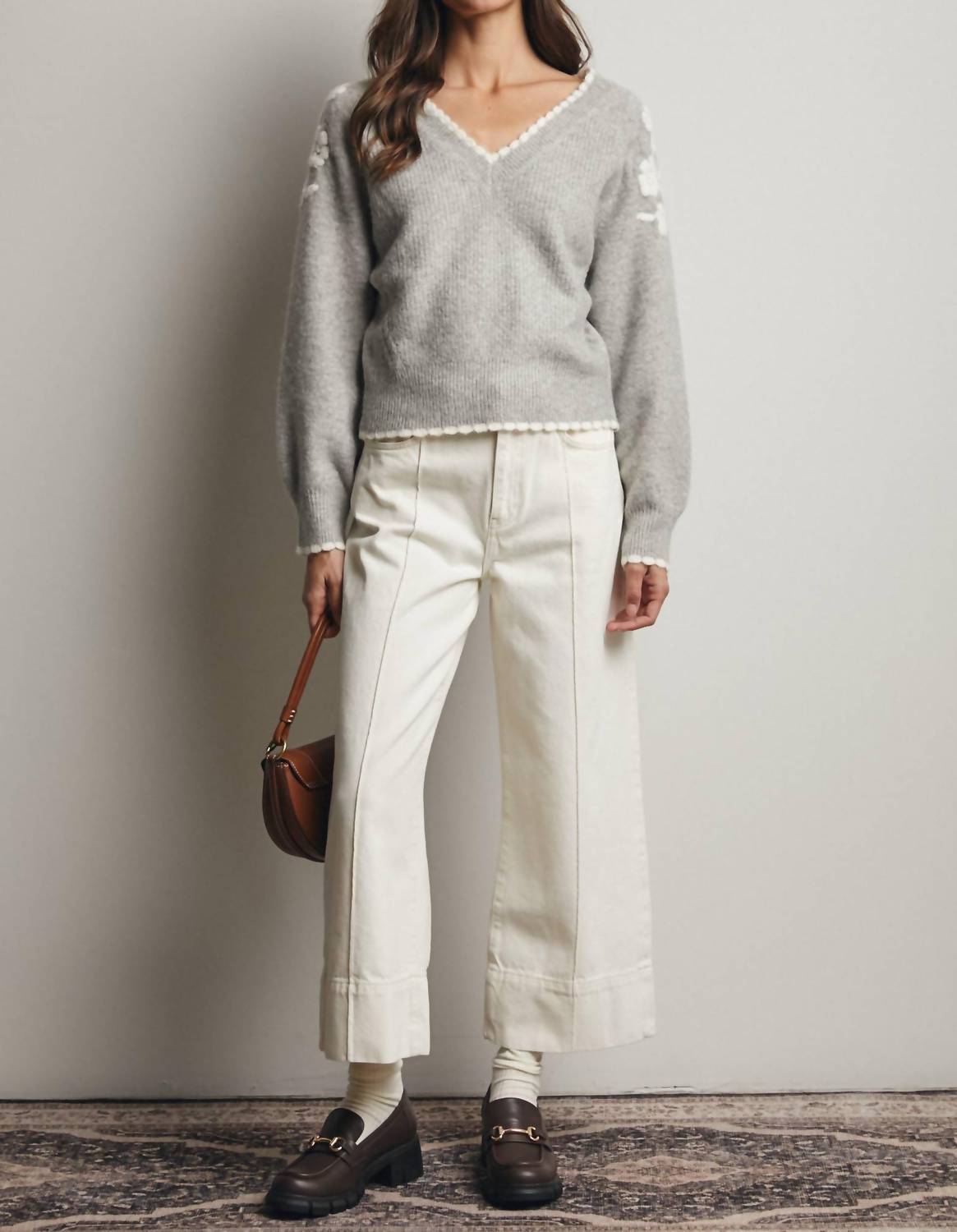 Forte - Floral Applique V-Neck Sweater