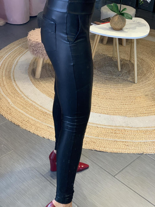 Aurora - Leka Shiny High-Waisted Pants