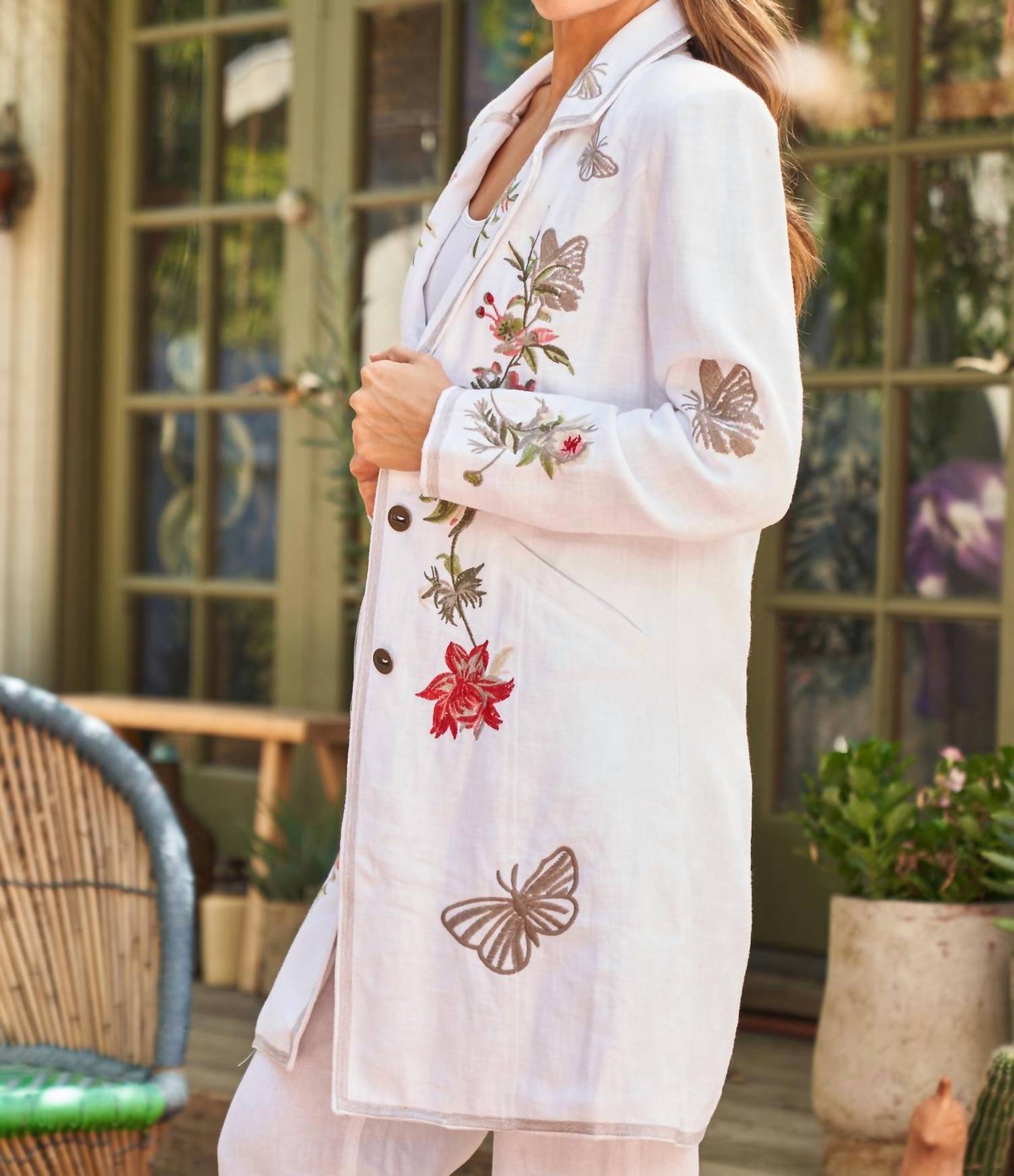 Paparazzi - Embroidered Slub Coat