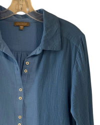 Lilla P - Women's Button-up Blouse