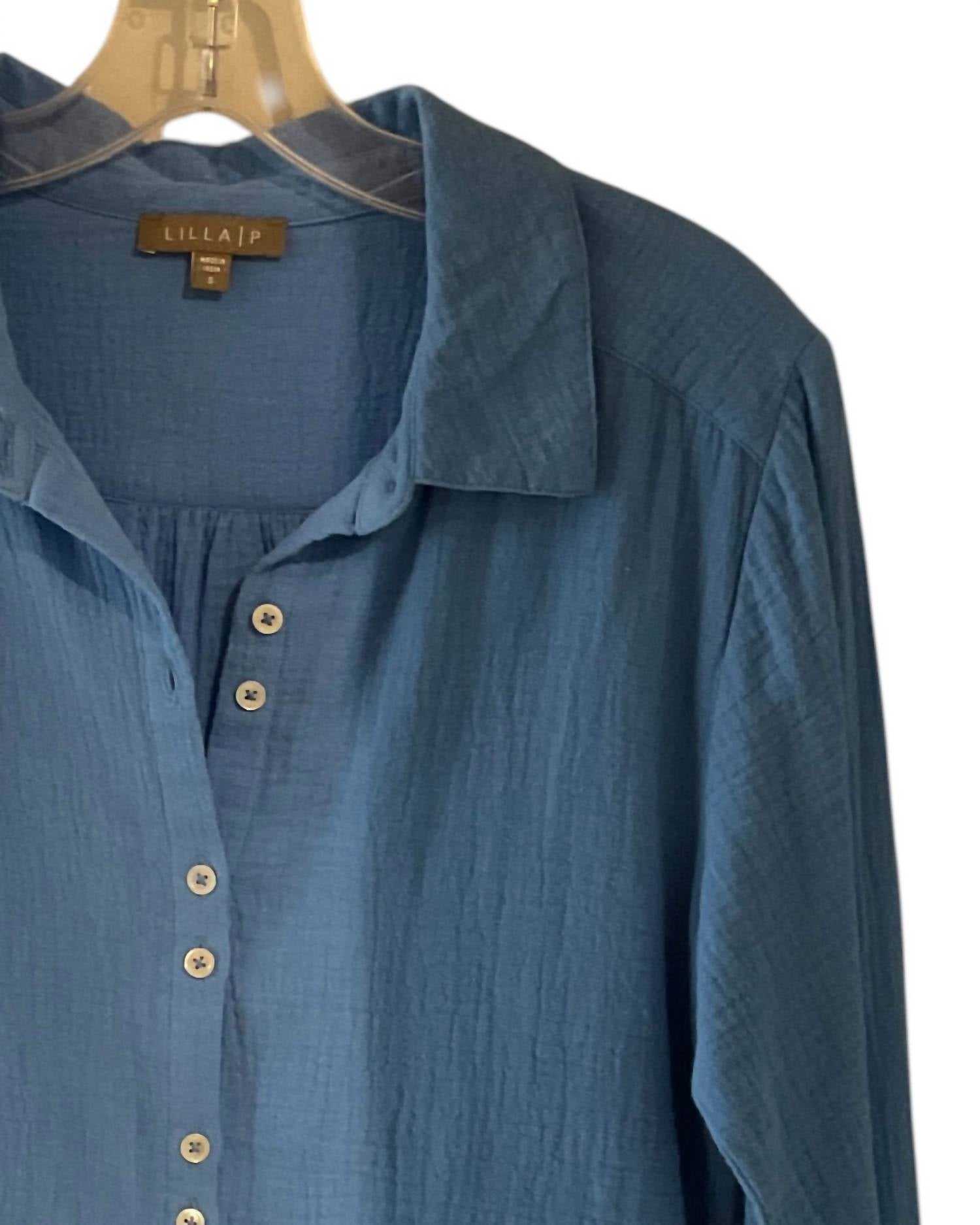 Lilla P - Women's Button-up Blouse