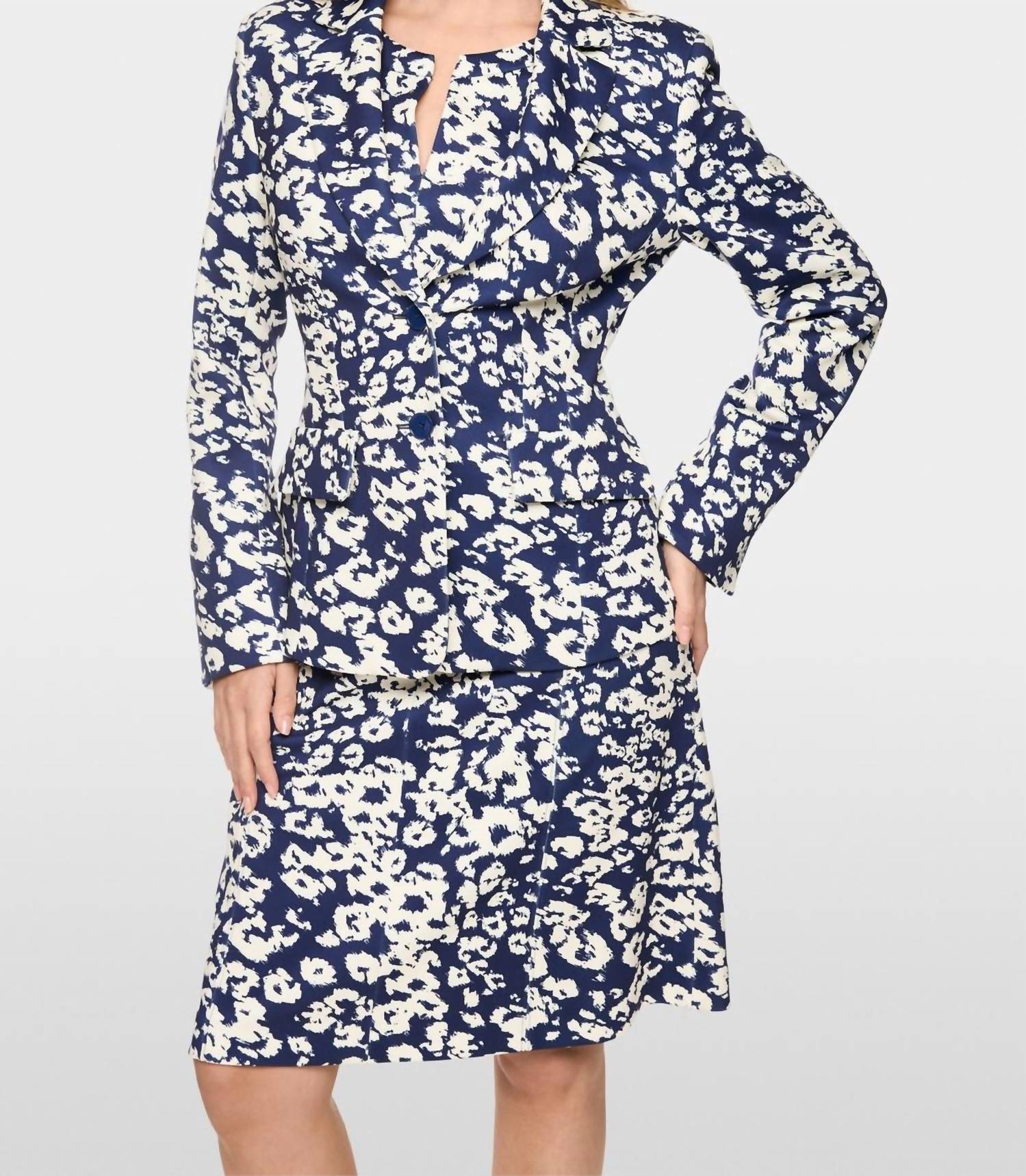 Marc Cain - Fitted Blazer with print