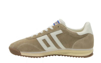 Back 70 - Women's Runner Sneakers