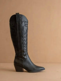 Oasis Society - Women's Savannah Embroidered Western Boot