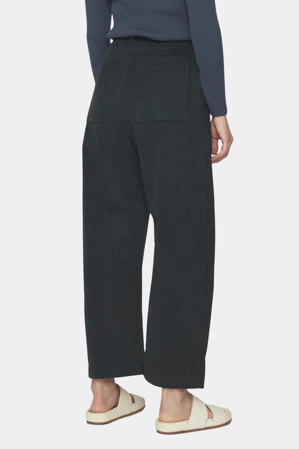 7115 By Szeki - Tailored Curve Legged Trousers