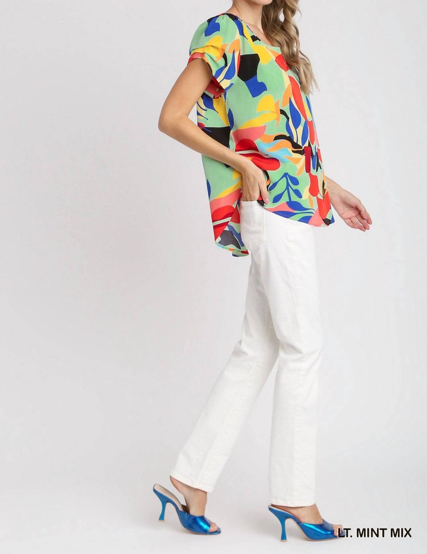 Umgee - Short Sleeved Abstract Print Top