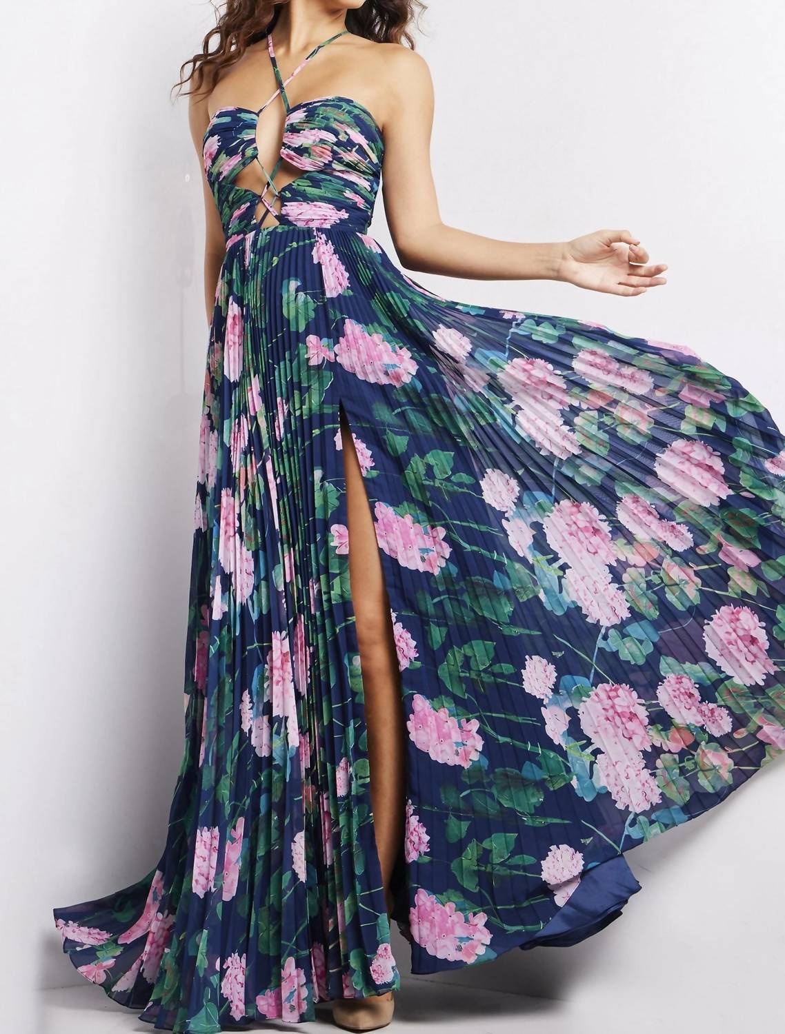 Jovani - Pleated Maxi Dress