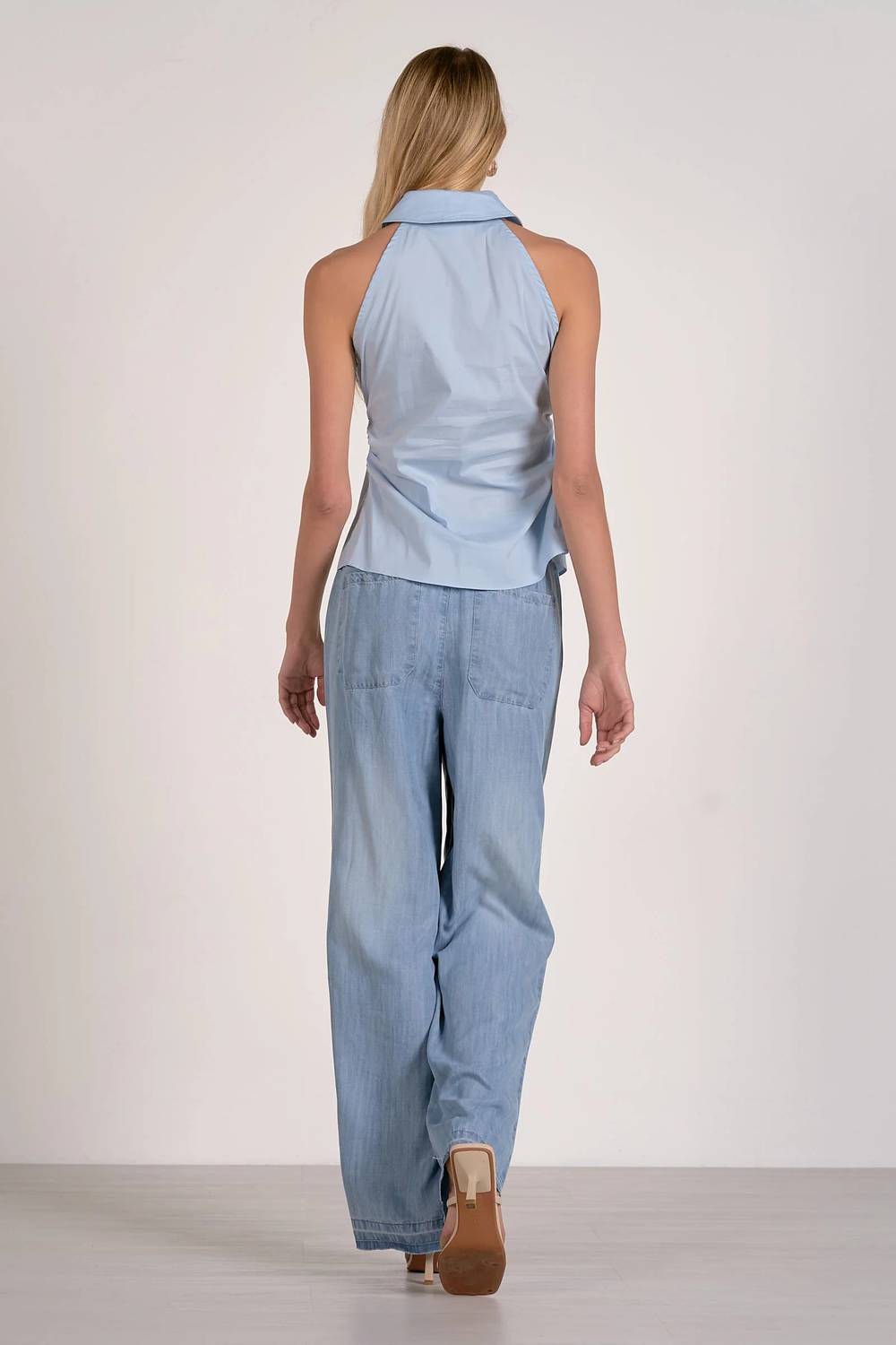 Elan - Halter Neck Sleeveless Collared Button Down Top