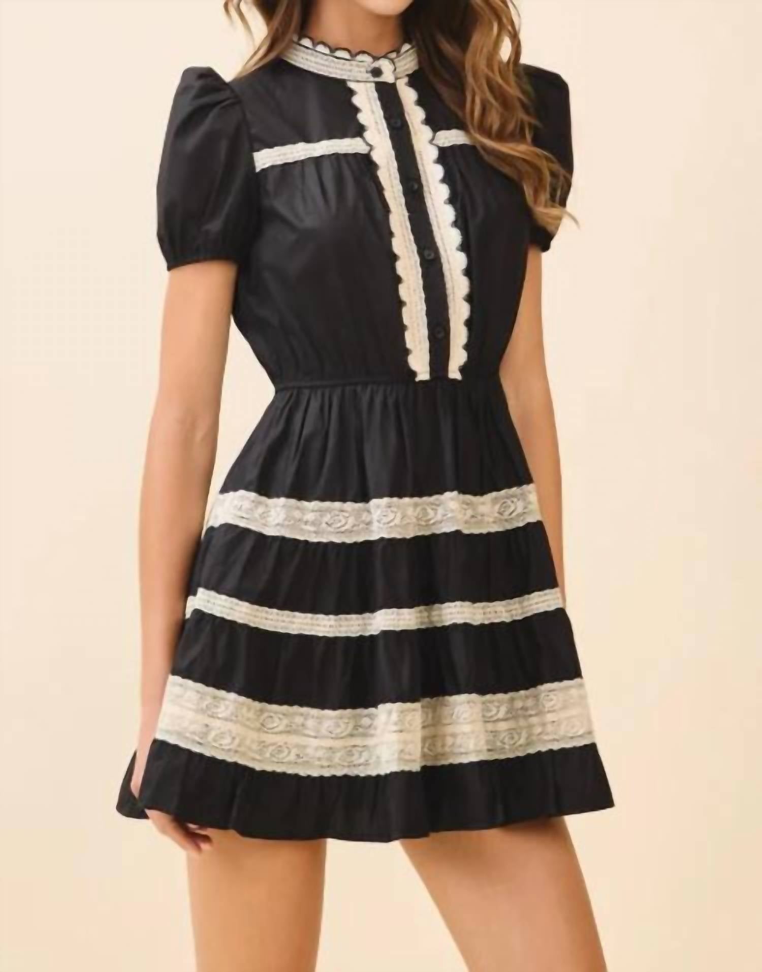 Tcec - Scalloped Lace Mini Dress
