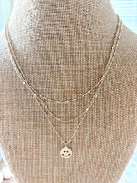 Southern Seoul - Women's Smiley Face Pendant Layered Necklace