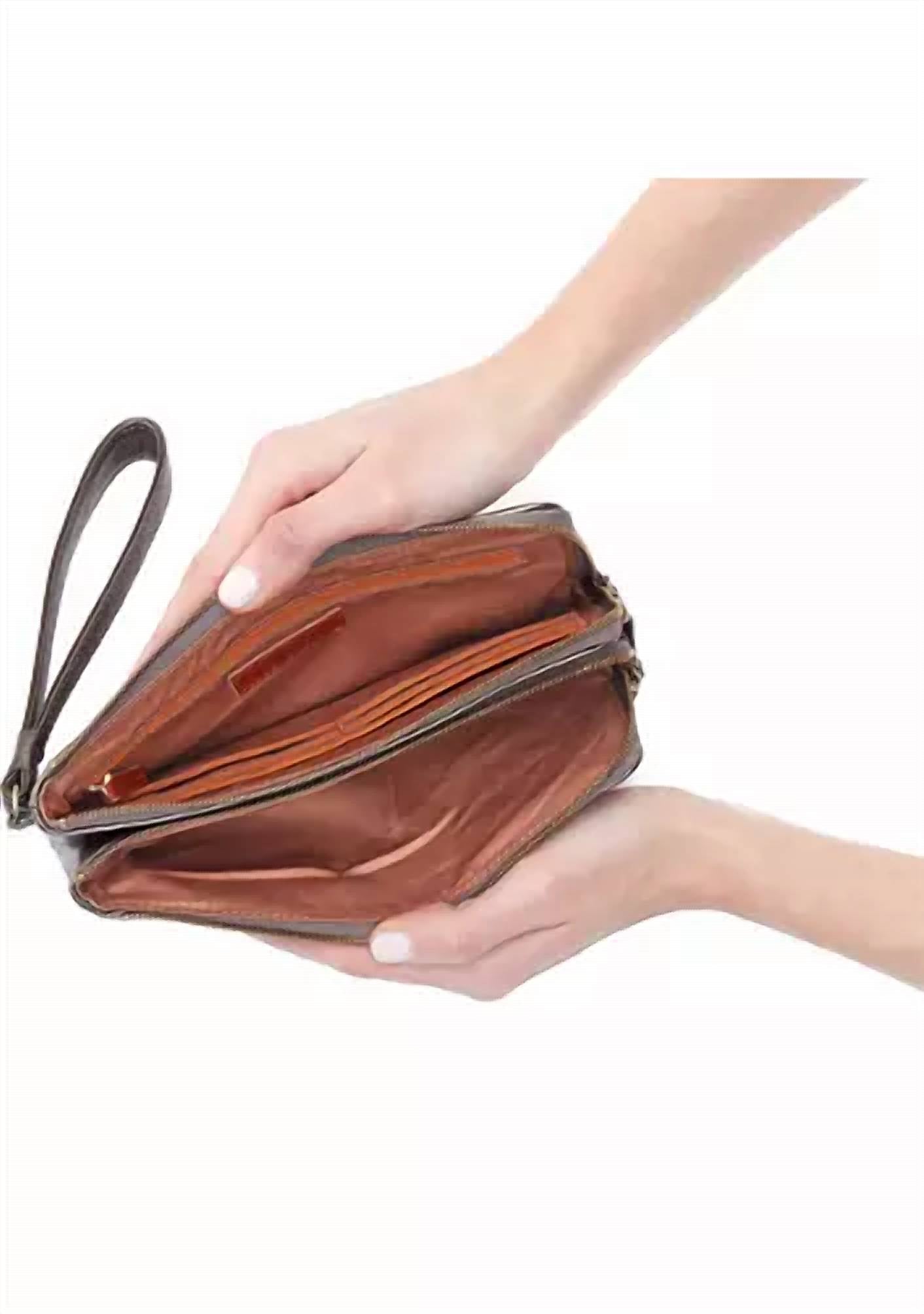 Hobo - Dayton Wristlet Specialty