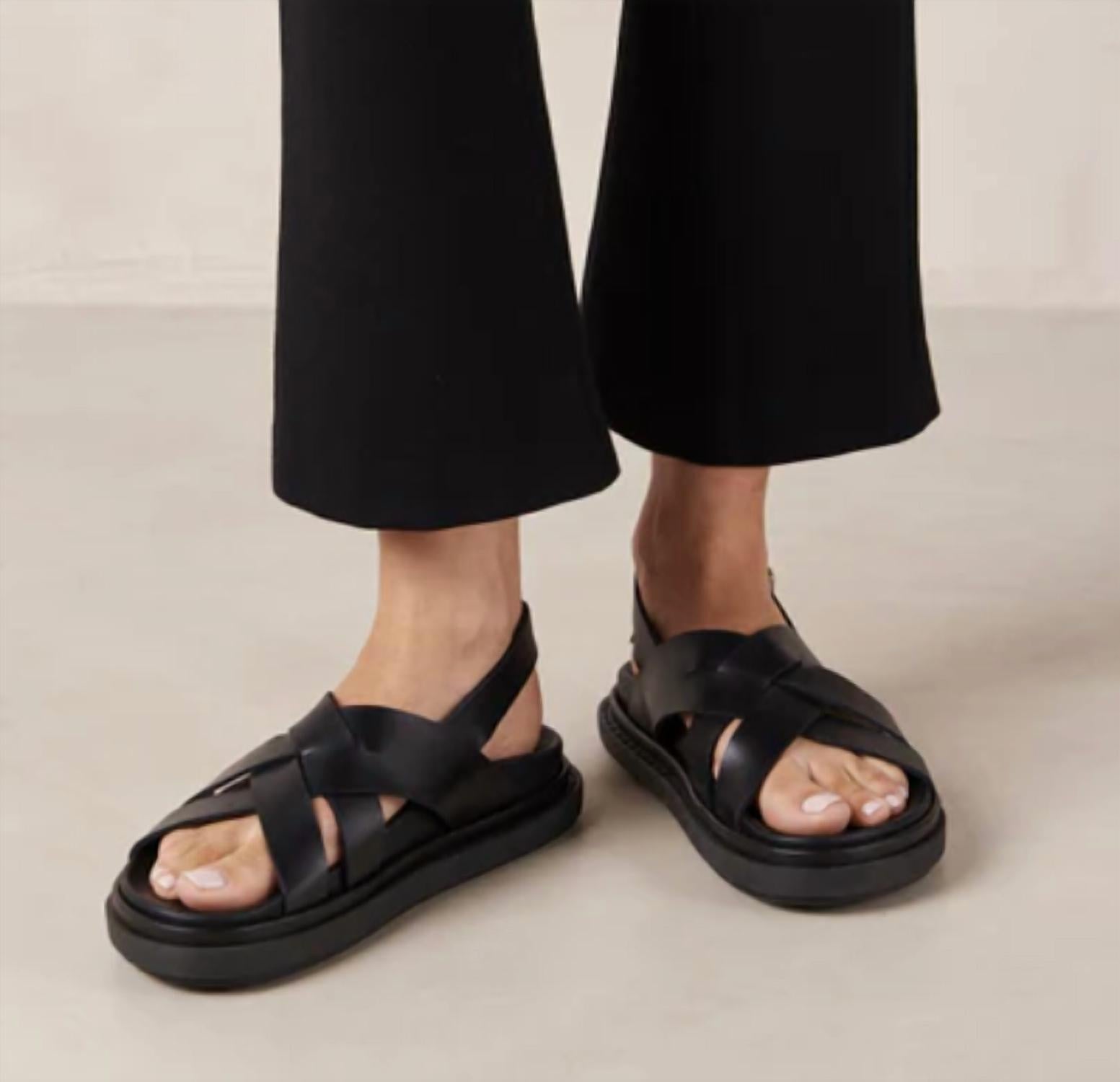 Alohas - Women's Trunca Padded Sandal