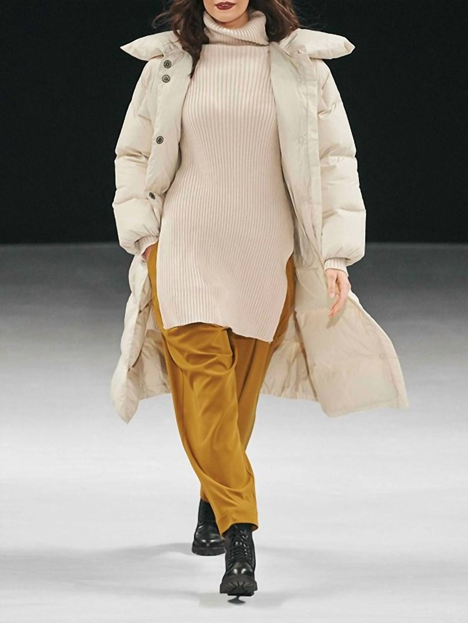 GAMINE KNIT TURTLENECK BLOUSE