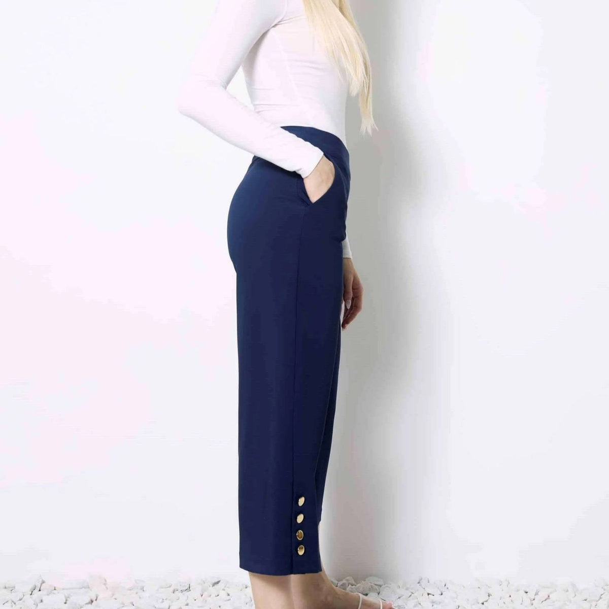 Up! - Women's Solid Amalfi Wide Leg Cropped Pant