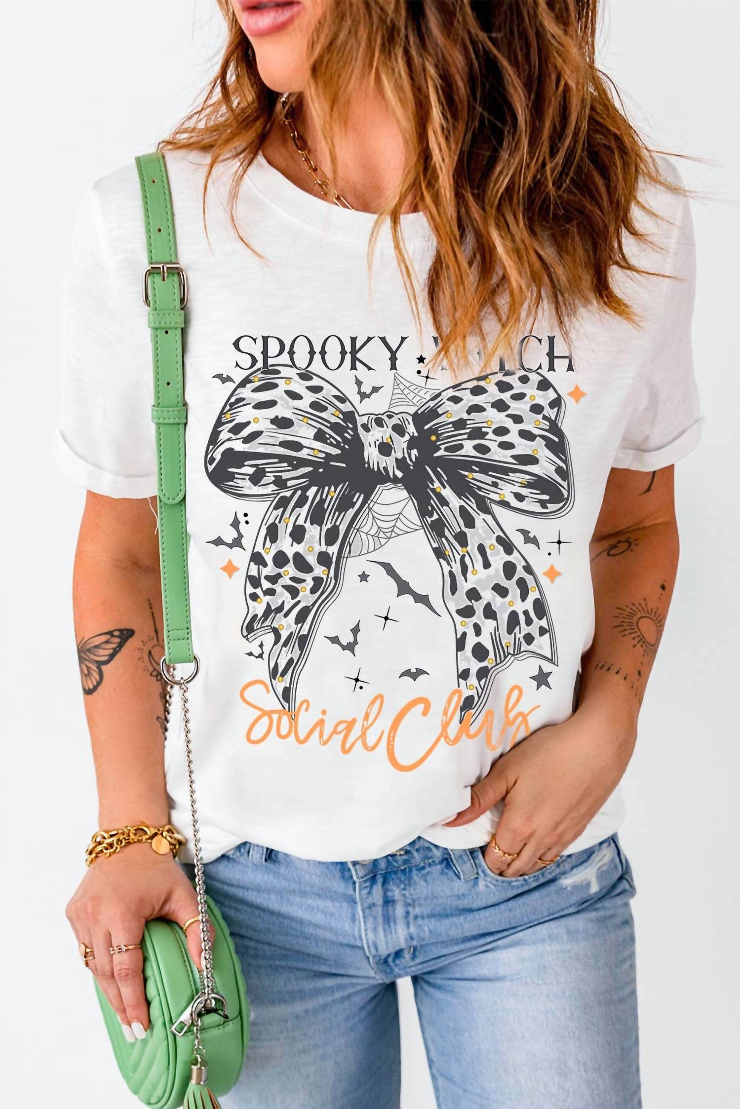 1 The Woman - Spooky Witch Leopard Bowknot Bat Graphic Halloween Top