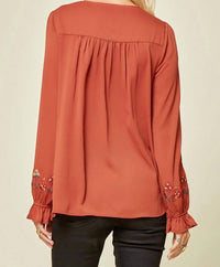 Andree By Unit - Embroidered Babydoll Top