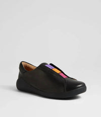 Ziera Women's Yass Shoes in black - women's flats