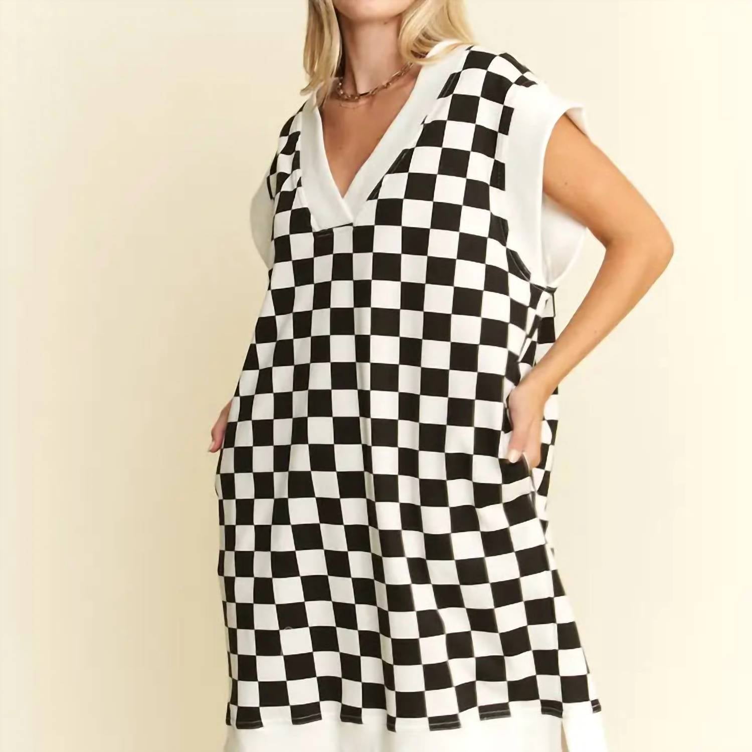 Jade By Jane - V-neck Checkered Dress
