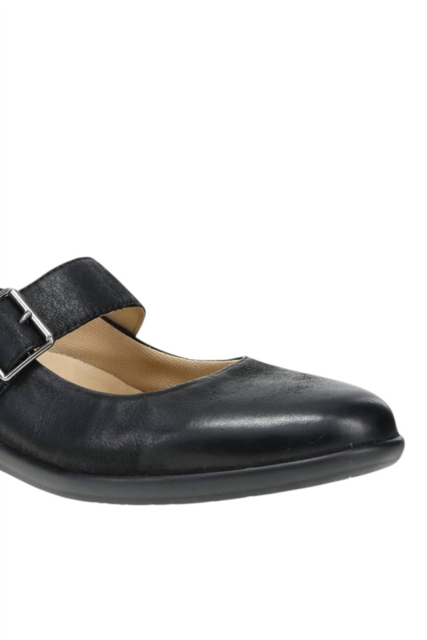 Dansko - Women's Collette Nubuck Mary Jane Shoes