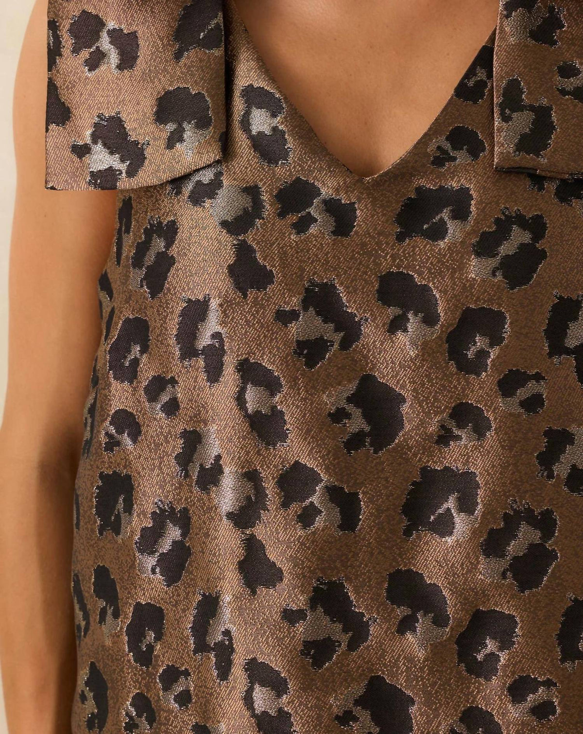 Entro - Sleeveless Bow Shoulder Top