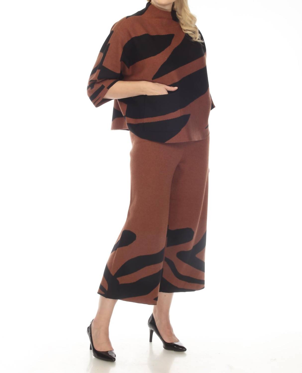 Joseph Ribkoff Animal Print Sweater Culotte Pants in black toffee - women's pants - detail view