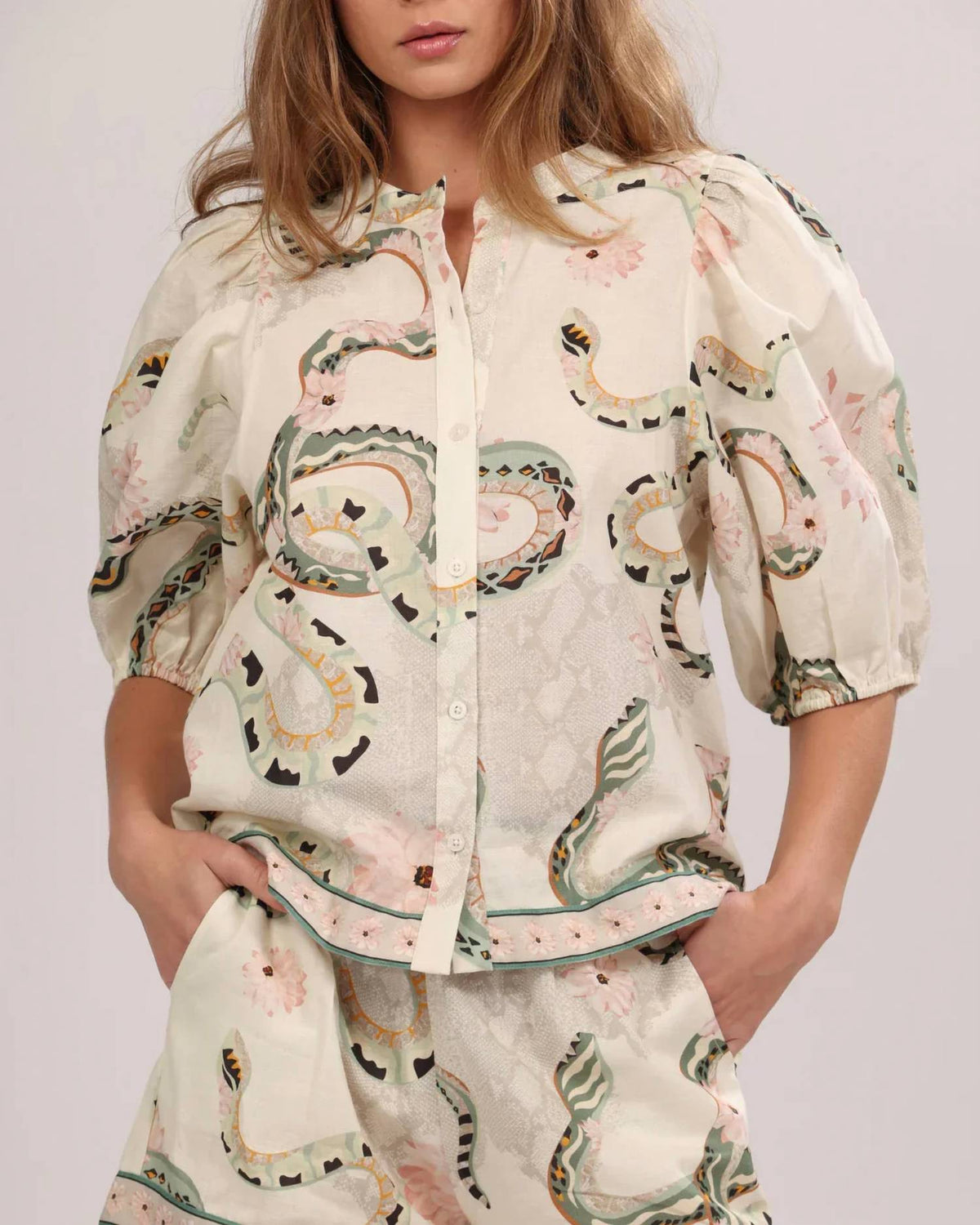 Las Sureñas - Balloon Sleeve Shirt