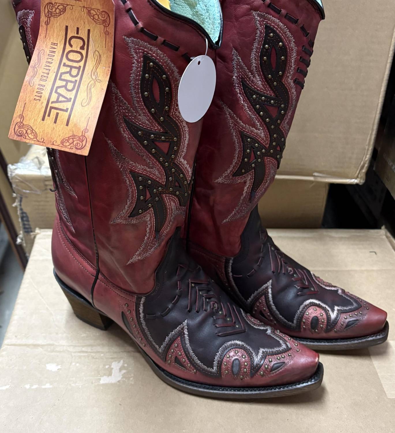 Corral - Women's Embroidered Boots
