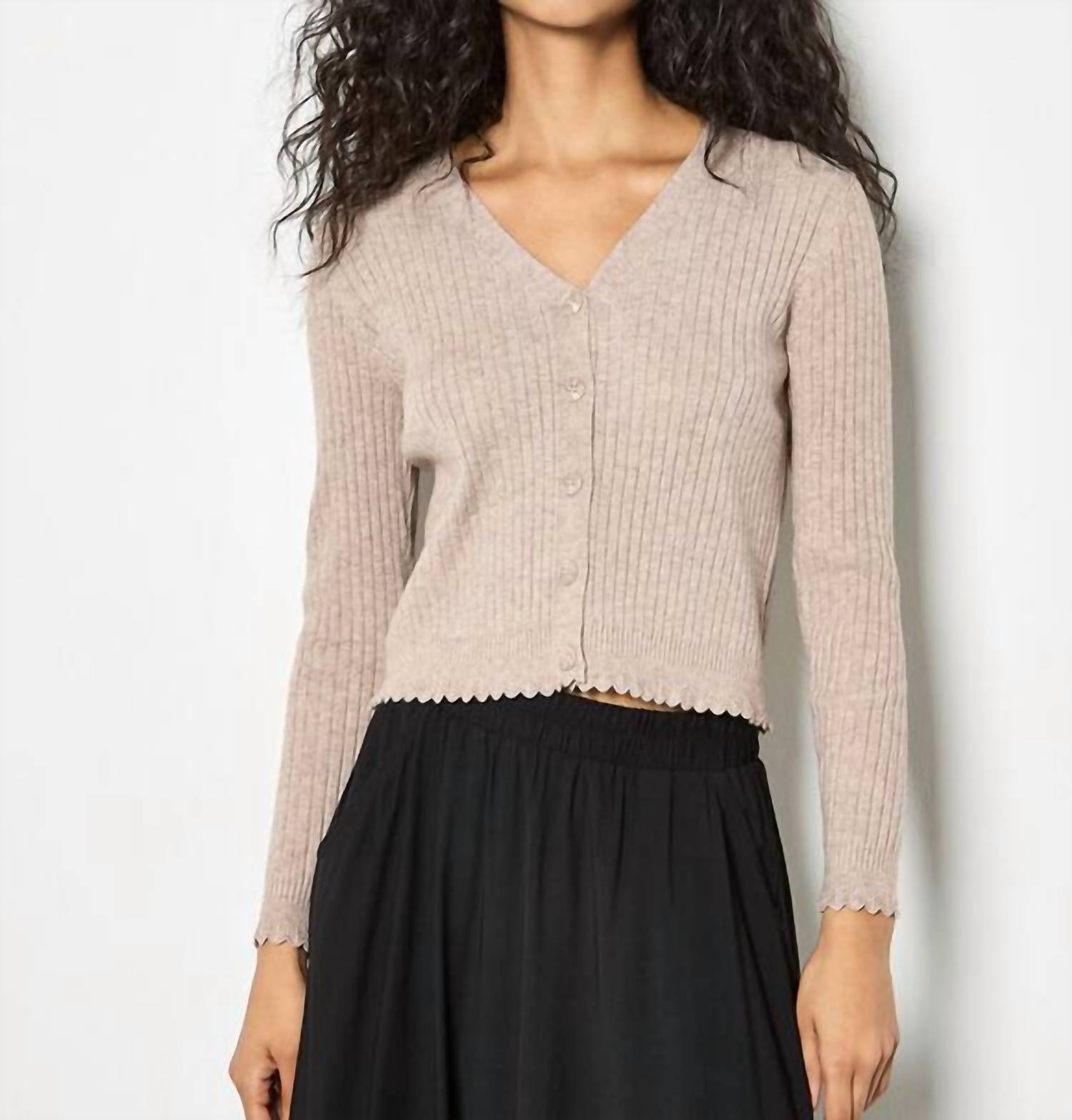 Apricot - Scallop Cardigan