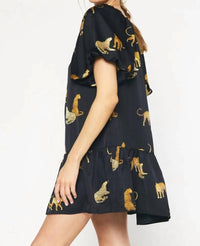 Entro - Giving Fierce Energy Curves Shift Dress Curves
