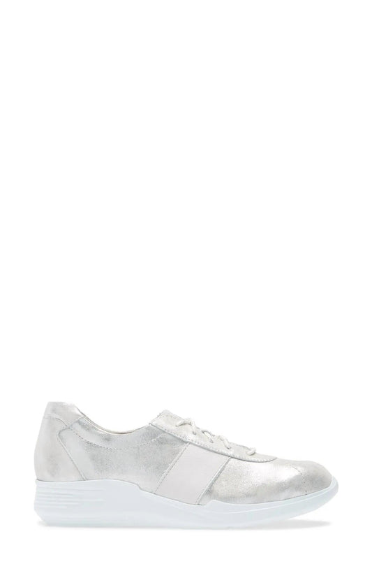 Munro - Women's Leslie Sneaker