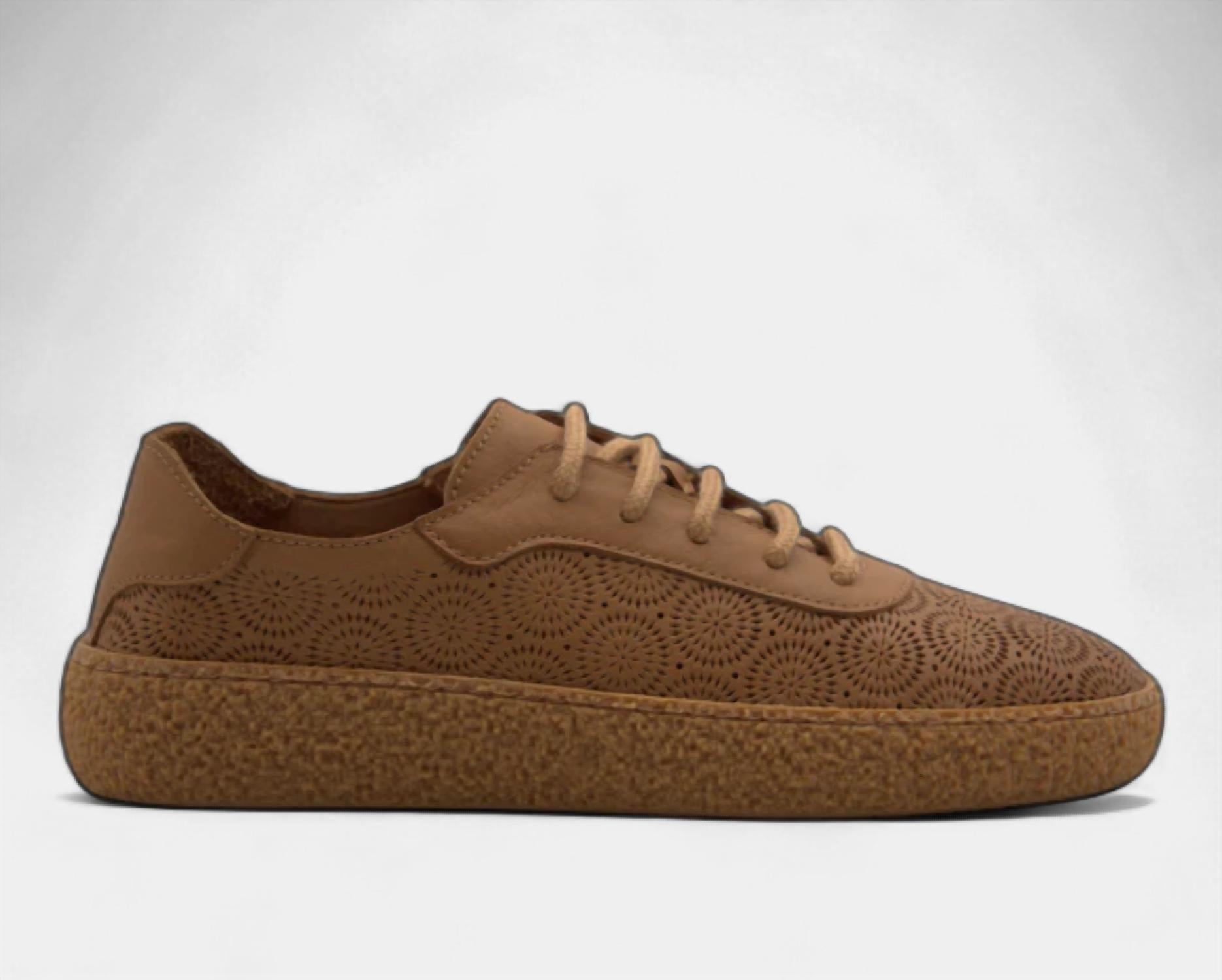 Lusso Beni - Women's Colette Sneaker