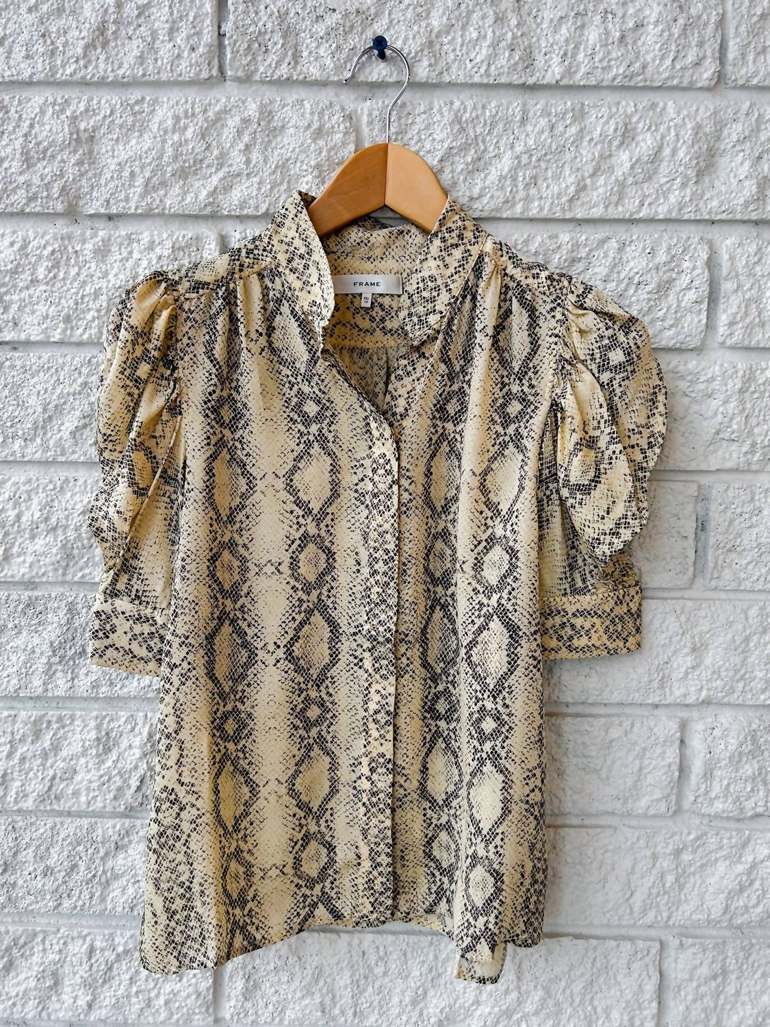 FRAME Snake Gillian Short Sleeve Top in camel multi 1 - women's blouse - detail view