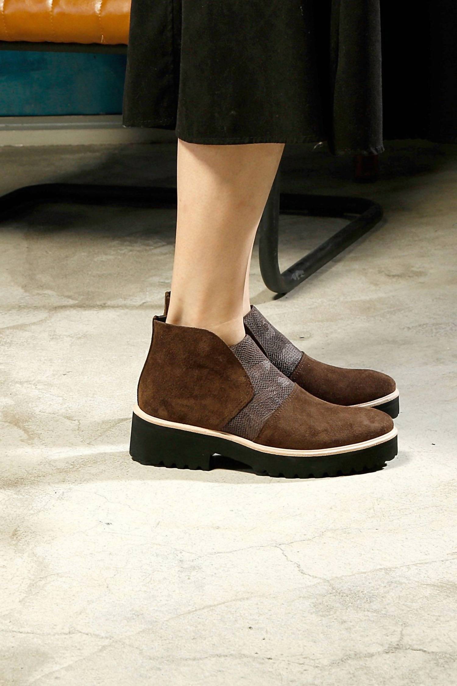 All Black - Women's Nu Banded Bootie
