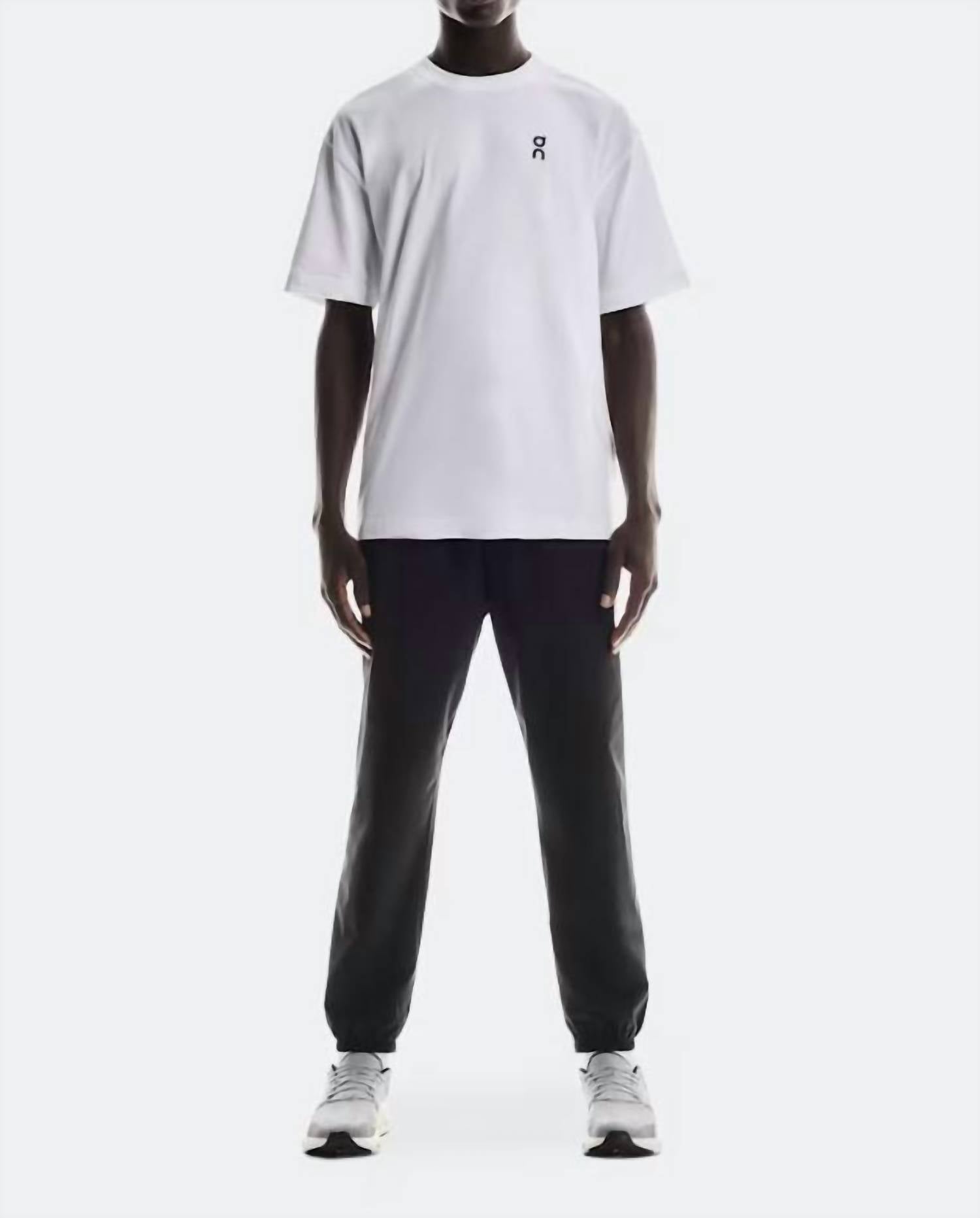 On - Club T Graphic Shirt