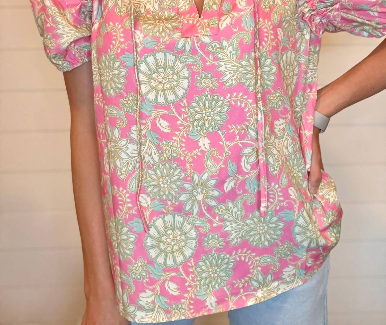 La Society - Floral Short Puff Sleeve Blouse