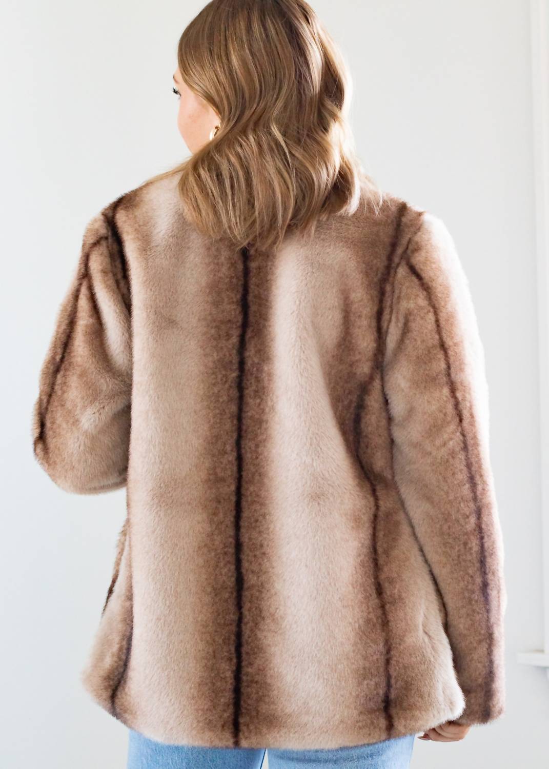 Line And Dot - City Faux Fur Jacket