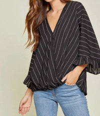 ANDREE BY UNIT Jude 3/4 Sleeve Top in black - women's blouse