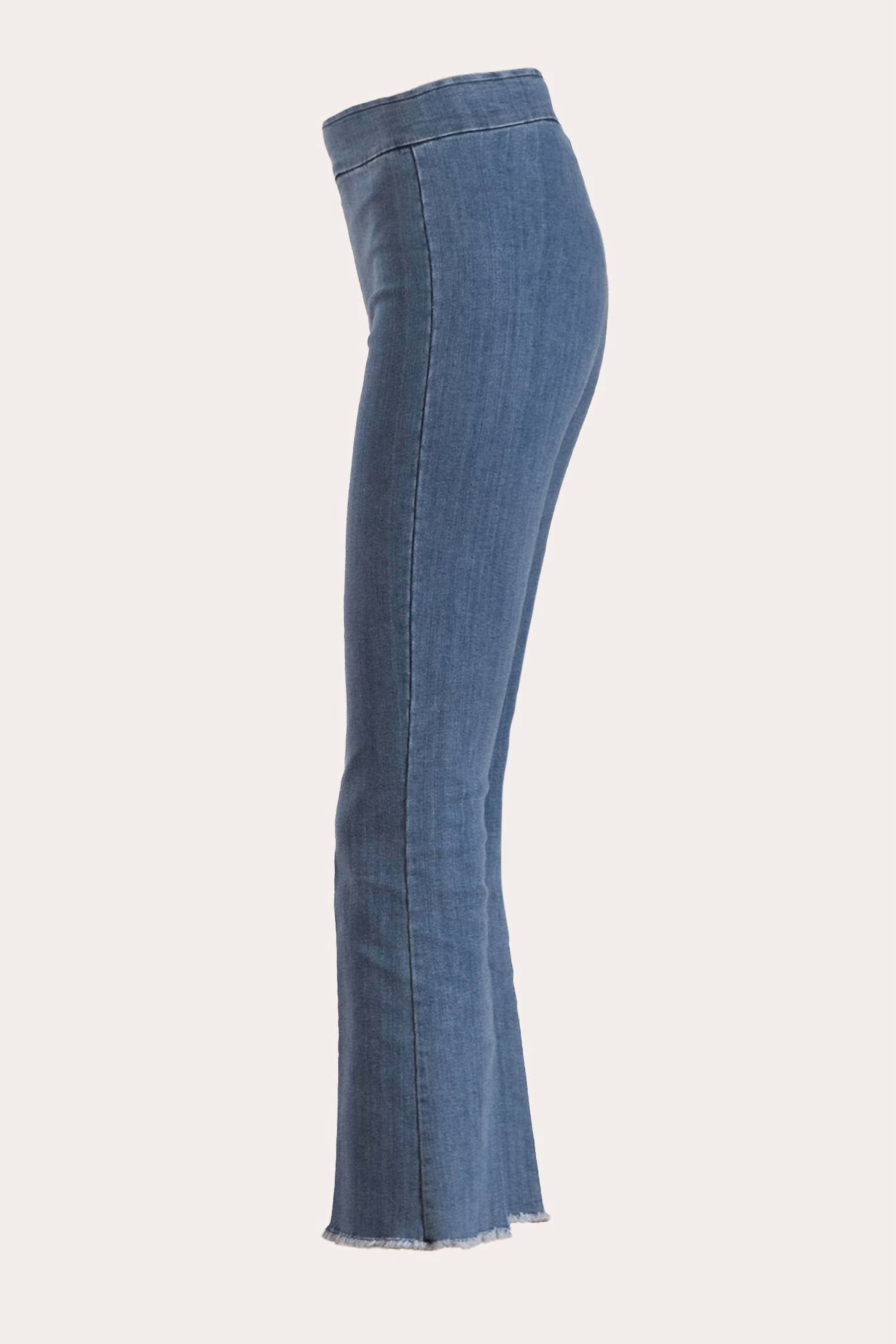 Avenue Montaigne Leo Cropped Flare Cut Jeans in light denim - women's jeans - view 5