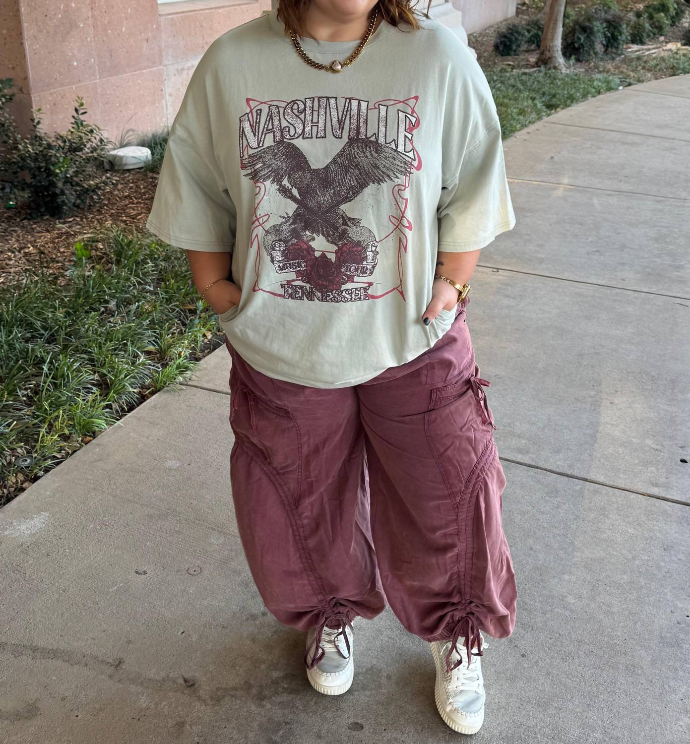 Fantastic Fawn - Oversized Nashville Tee Top