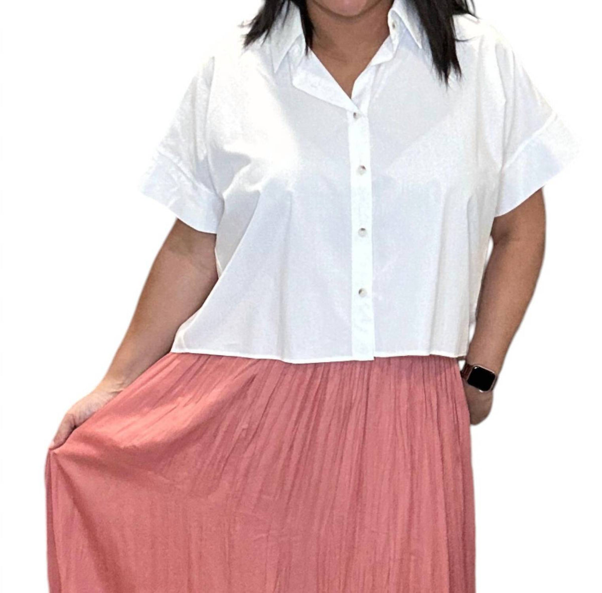 Easel - Cropped Crisp Button Down Shirt