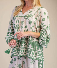 Easel - Linen Boho Top - Plus