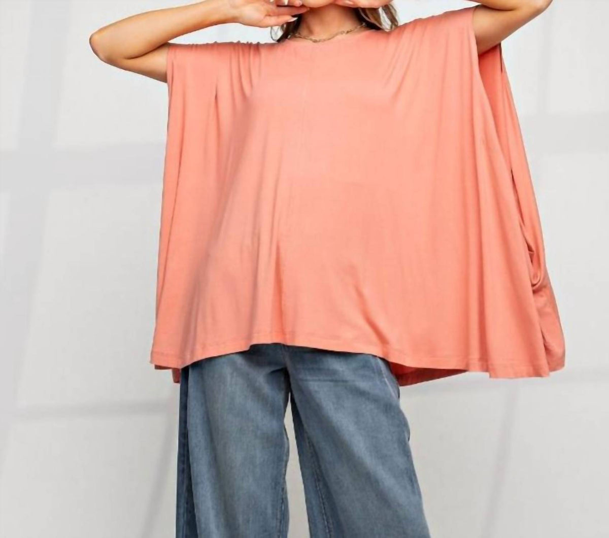 Easel - Naomi Tunic