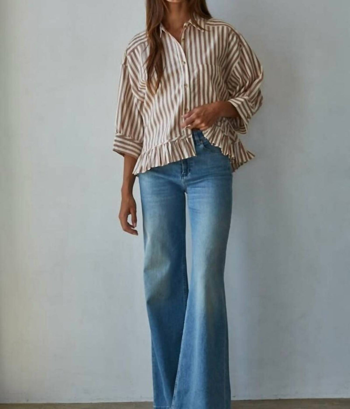 Easel - Stripe Linen Top - Plus