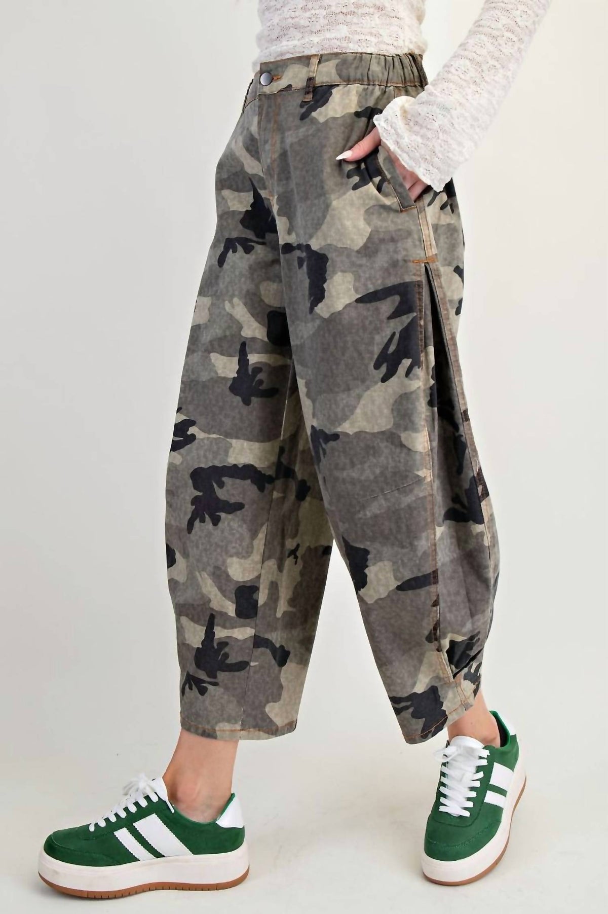 Easel - Washed Camo Twill Barrel Pants