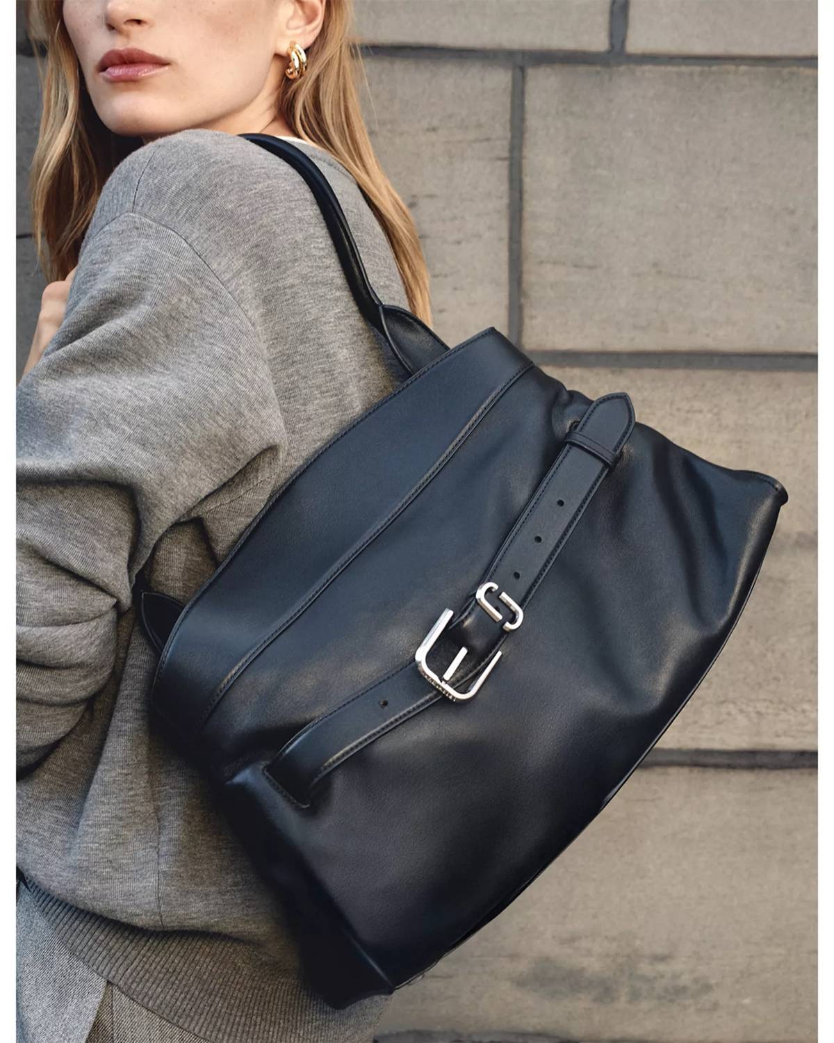 Marc Jacobs - Women's The Dakota Satchel Bag