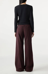 AMO Frida Trouser in aubergine 1 - women's pants - detail view