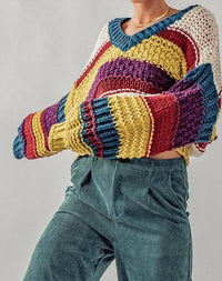 Trend:Notes - V Neck Line Slightly Cropped Chunky Knitted Sweater
